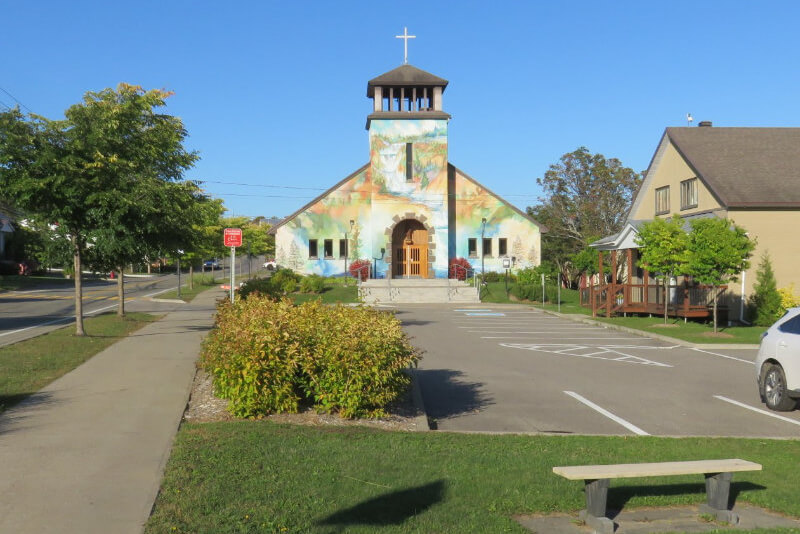 Aire de d&eacute;tente de la Place de l&rsquo;&eacute;glise, Saint-Ferr&eacute;ol-les-Neiges